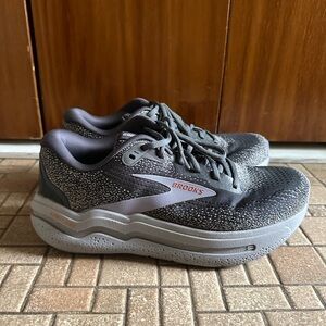 Brooks Ghost Max 2.0 | size 10 | Grey | wide